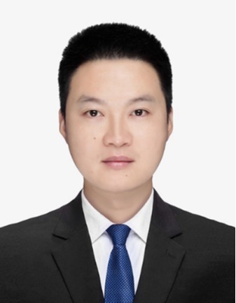 梁雄
